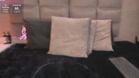 ariana__parker online show from May 15, 2026, 4:41 am