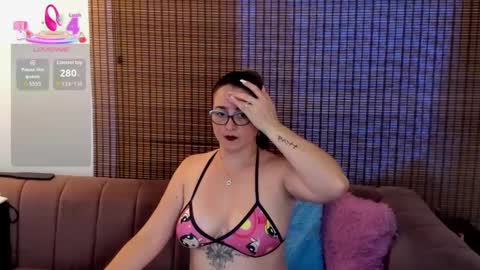 Snapshot of ariana_cross_ chatting on September 25, 2025, 12:20 pm Ariana Cruz online show from September 25, 2025, 12:20 pm