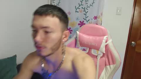 Snapshot of ariana_esteban07 chatting on February 24, 2026, 11:19 am ariana_esteban07 online show from February 24, 2026, 11:19 am