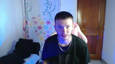 Snapshot of ariana_esteban07 chatting on March 3, 2026, 10:32 am ariana_esteban07 online show from March 3, 2026, 10:32 am