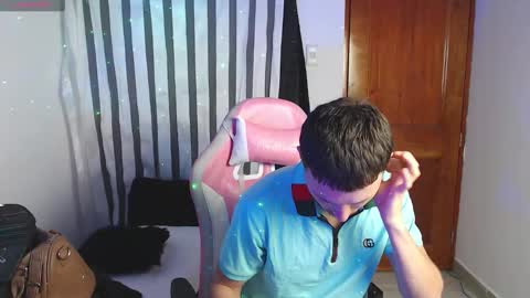 Snapshot of ariana_esteban07 chatting on March 13, 2026, 10:44 am ariana_esteban07 online show from March 13, 2026, 10:44 am