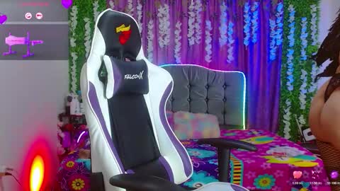 Ariana online show from October 29, 2025, 3:47 pm