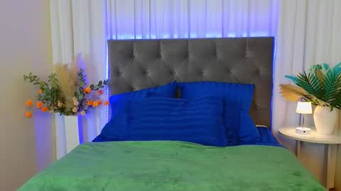 Snapshot of ariana_petite chatting on February 26, 2026, 11:59 pm Ariana online show from February 26, 2026, 11:59 pm