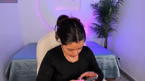 Ariana  online show from December 20, 2025, 12:23 pm