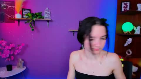 arianaa_cat online show from April 30, 2026, 9:19 pm