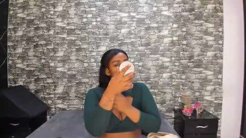 Ariana online show from November 13, 2025, 11:53 am