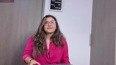 Ariana online show from December 13, 2025, 9:42 pm