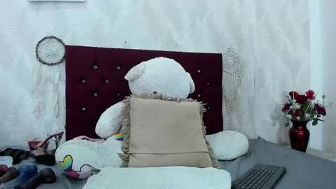 Snapshot of arianadiosa1 chatting on March 5, 2025, 2:01 pm Ariana diosa online show from March 5, 2025, 2:01 pm