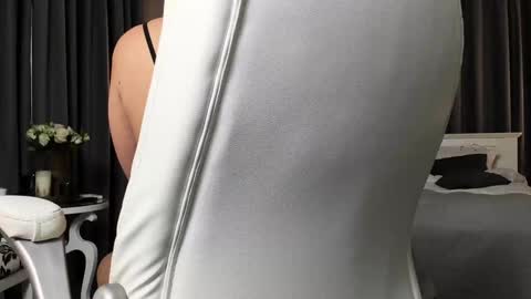 Ana online show from January 21, 2025, 2:37 pm