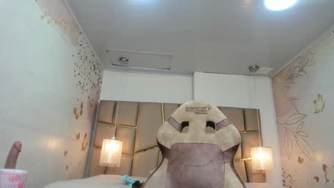 ArianaSommers online show from February 24, 2026, 12:03 pm