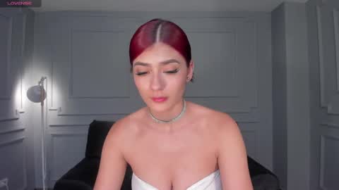 Ariana Tylor online show from March 2, 2025, 2:43 pm