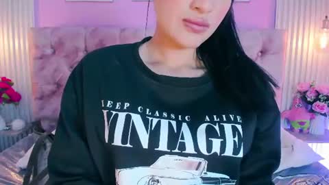 arianawest_ online show from June 11, 2026, 12:47 pm