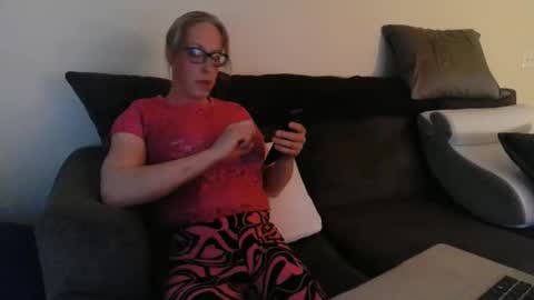 Snapshot of arianna_sinz chatting on February 20, 2025, 12:41 am Arianna Sinz online show from February 20, 2025, 12:41 am