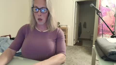 Snapshot of arianna_sinz chatting on September 11, 2025, 6:02 am Arianna Sinz online show from September 11, 2025, 6:02 am