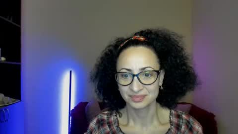 Arianna online show from March 9, 2025, 6:21 pm