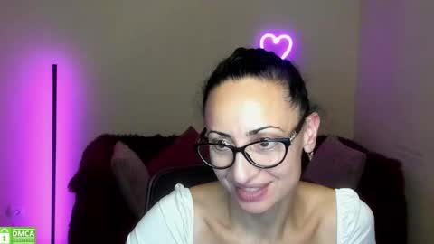Arianna online show from September 10, 2025, 6:41 pm