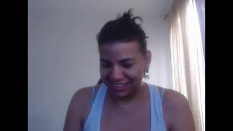 ariannaloovel online show from January 4, 2025, 2:25 pm