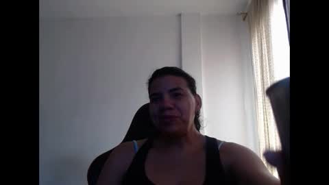 ariannaloovel online show from February 14, 2025, 6:40 pm