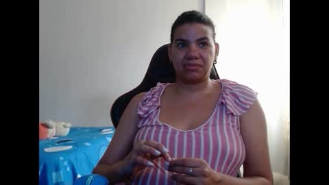 ariannaloovel online show from February 15, 2025, 4:45 pm