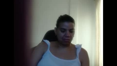 ariannaloovel online show from February 22, 2025, 6:08 pm