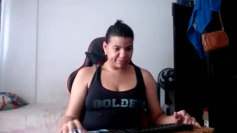 ariannaloovel online show from June 7, 2026, 3:27 pm