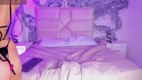 AriannaROux online show from January 22, 2025, 4:34 am