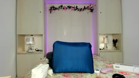 Snapshot of ariannavega_ chatting on June 22, 2026, 11:51 am ariannavega_ online show from June 22, 2026, 11:51 am