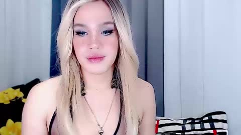 ARIANNE CUMS  online show from February 26, 2025, 6:15 am