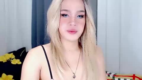 ARIANNE CUMS  online show from March 1, 2025, 8:23 am