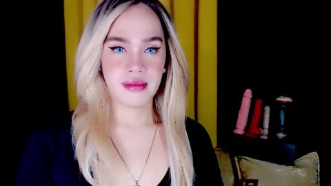 ARIANNE CUMS  online show from September 10, 2025, 9:04 pm