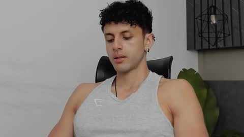 ariasaadeh online show from September 25, 2025, 12:09 pm