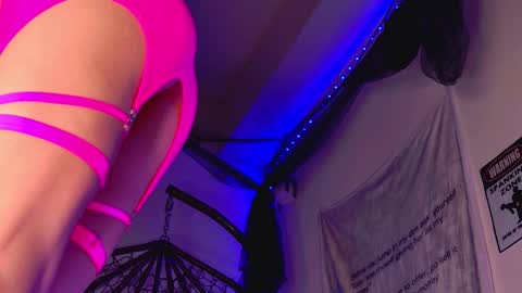 Snapshot of ariavossx chatting on February 15, 2026, 7:10 pm Aria online show from February 15, 2026, 7:10 pm