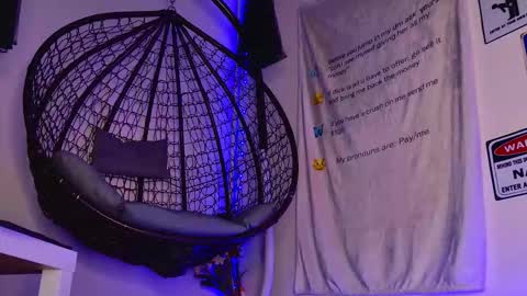 Snapshot of ariavossx chatting on February 24, 2026, 9:24 pm Aria online show from February 24, 2026, 9:24 pm