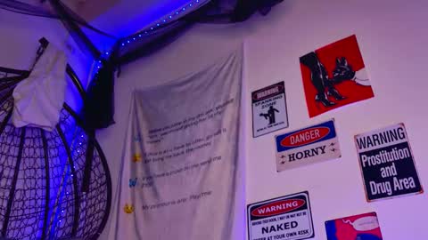 Snapshot of ariavossx chatting on March 12, 2026, 9:21 pm Aria online show from March 12, 2026, 9:21 pm