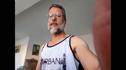 Ariel4Bears online show from April 30, 2026, 1:50 pm