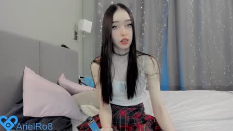 Snapshot of ariel_rouse chatting on December 2, 2024, 5:37 pm Ariel online show from December 2, 2024, 5:37 pm