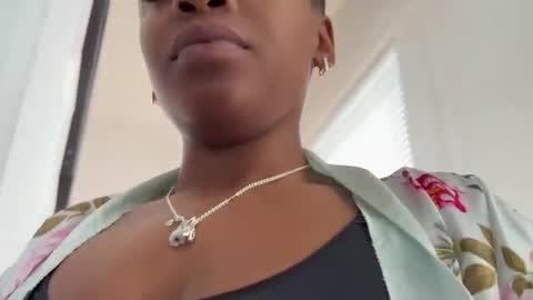 Snapshot of arielbliss69 chatting on March 1, 2026, 5:04 pm arielbliss69 online show from March 1, 2026, 5:04 pm