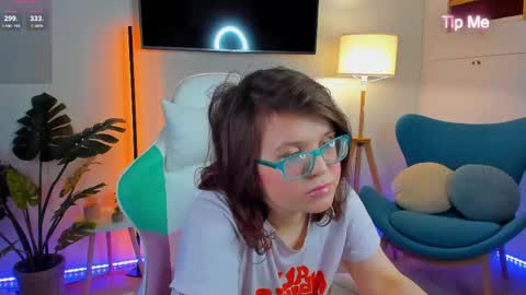 Ariell Mini online show from May 1, 2026, 6:07 am
