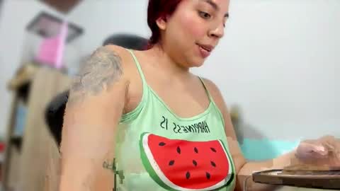 Snapshot of ariell_rose1 chatting on April 30, 2026, 2:40 am Stephany online show from April 30, 2026, 2:40 am
