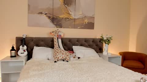 Snapshot of ariella_sol chatting on October 3, 2025, 1:13 am Ariella GTM3  Tue Wed Thu Fri Sat  0400 am-1030pm online show from October 3, 2025, 1:13 am