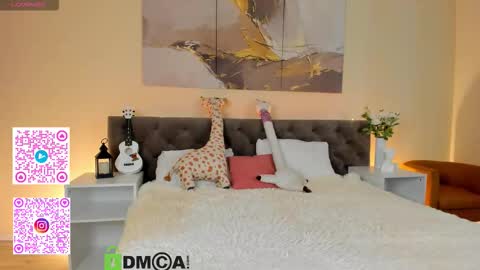 Snapshot of ariella_sol chatting on October 9, 2025, 1:47 am Ariella GTM3  Tue Wed Thu Fri Sat  0400 am-1030pm online show from October 9, 2025, 1:47 am