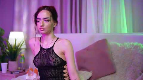 Snapshot of ariellakitty chatting on March 19, 2026, 8:02 pm Ariella online show from March 19, 2026, 8:02 pm