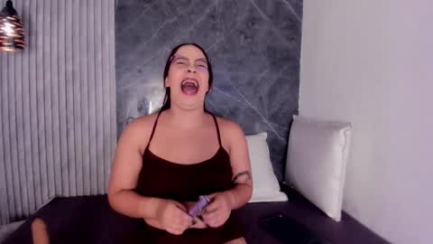 Ariel  online show from September 20, 2025, 3:29 am