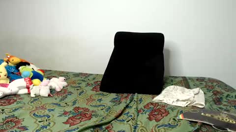 Snapshot of arielstarfish chatting on December 7, 2024, 2:42 am Ariel Starfish online show from December 7, 2024, 2:42 am