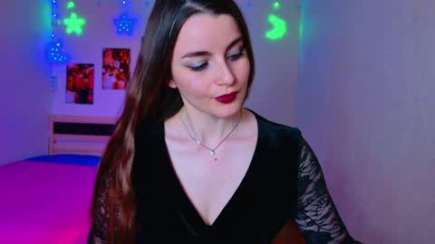 arielstonks_lovee online show from December 10, 2024, 6:11 am