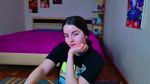 arielstonks_lovee online show from February 25, 2025, 3:31 am