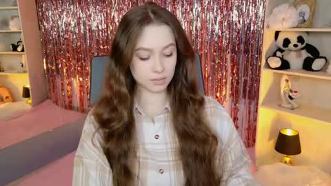arielsykes online show from April 17, 2026, 6:33 pm