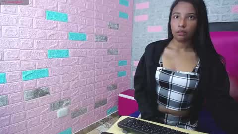  ARIETTA  online show from December 5, 2024, 8:33 pm