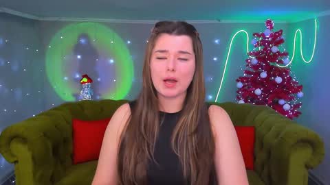 Ari online show from December 5, 2024, 6:22 pm