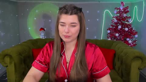 Ari online show from December 12, 2024, 4:10 pm